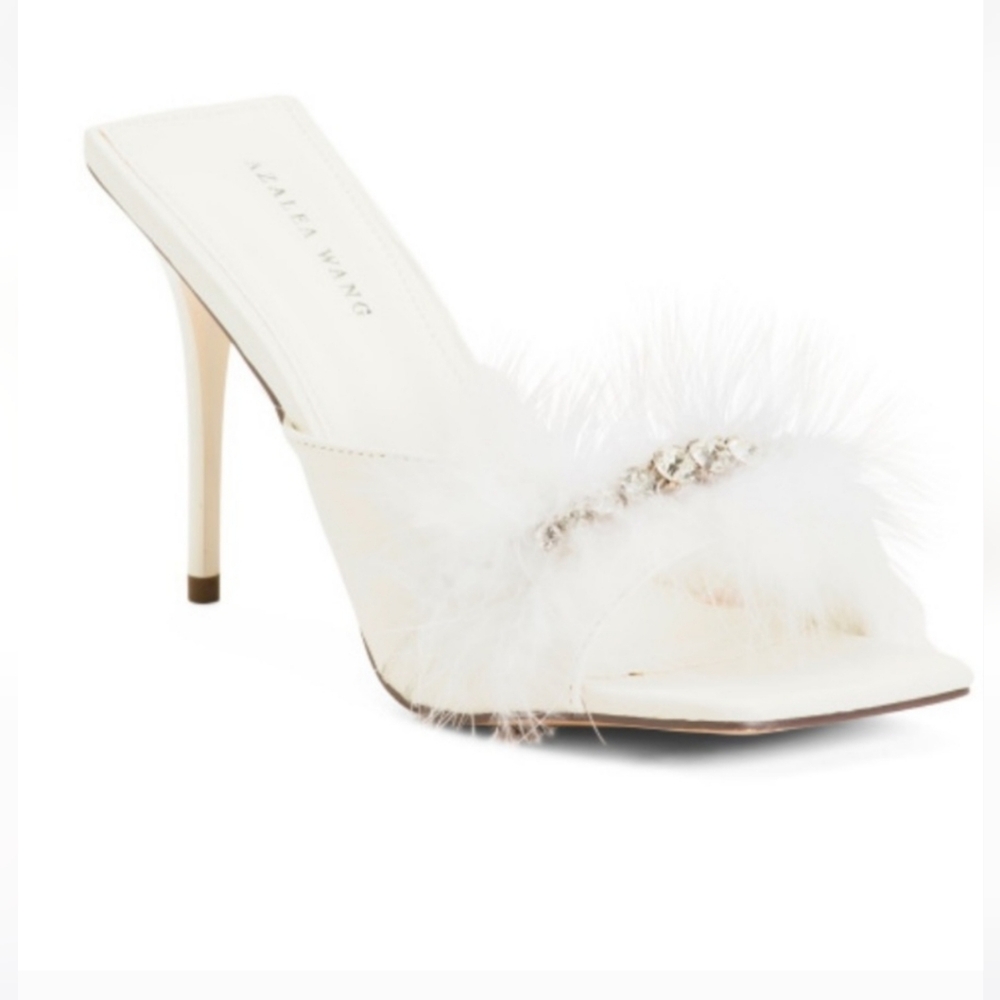 Azalea Wang White Feathered 4" Heels BRAND NEW in box lulu RHINESTONE accents